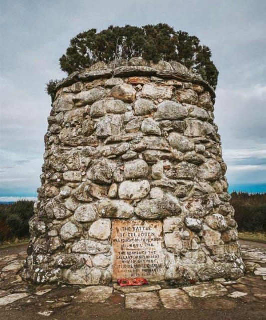 Inverness: Outlander Tour with Whisky Tasting - Facing the Battle at Culloden