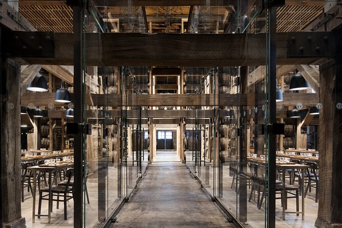Jack Daniel's Distillery Tour, Tasting and Lynchburg Visit - The people who make the day work
