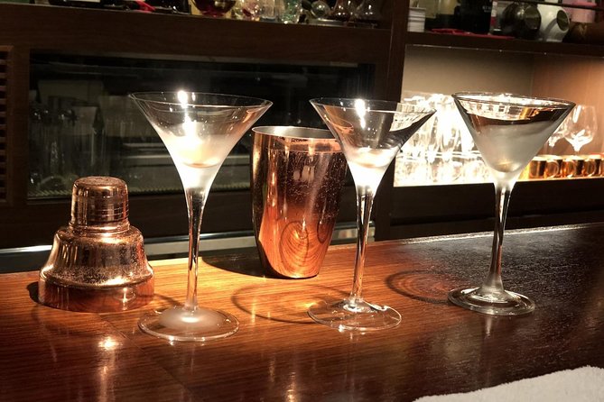 Japanese Whisky Tasting Experience at Local Bar in Tokyo - Adding Food in Yurakucho