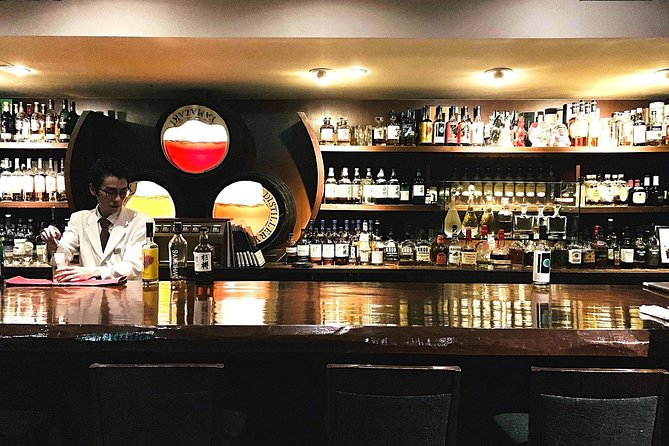 Japanese Whisky Tasting Experience at Local Bar in Tokyo - Timing, Identification, and Other Things to Know