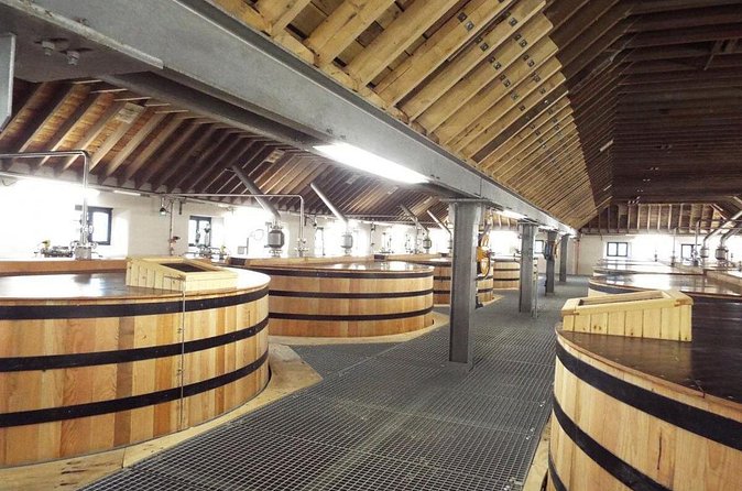 Legendary Northern Distilleries Tour - Glenmorangie and a modern production story