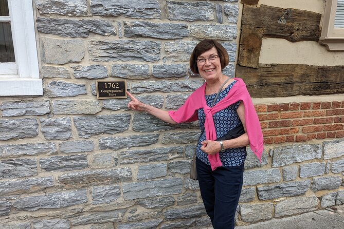 Lititz Whiskey and History Tour - A walking lesson that depends on your guide