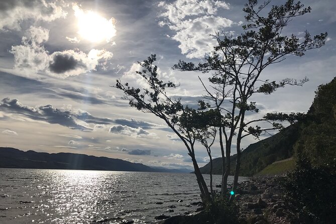 Loch Ness Urquhart Culloden Clava Cawdor Whisky tasting Inverness - The BMW X5 M50d changes the feel of the day