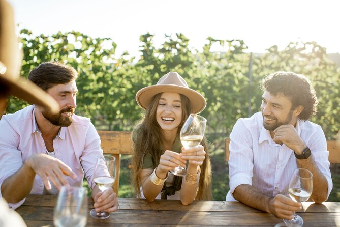 Margaret River Wine, Brewery & Distillery Tour with Lunch - The bus, commentary, and group atmosphere