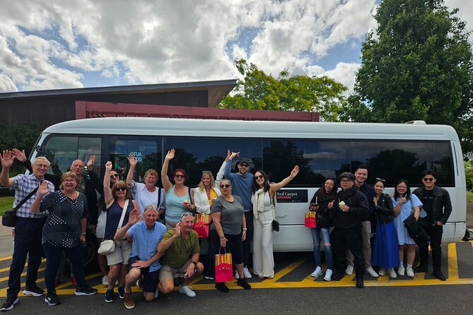 Melbourne: Yarra Valley Wine, Gin, Whisky and Chocolate Tour - Leaving Melbourne for the Yarra Valley