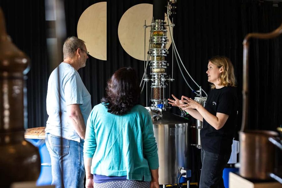 Monmouth: Silver Circle Distillery Tour with Gin Tasting - How the one-hour tour unfolds