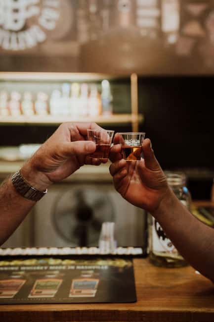 Nashville: Beer, Bourbon & BBQ Experience - Stop two: bourbon, Tennessee whiskey, and a distillery story