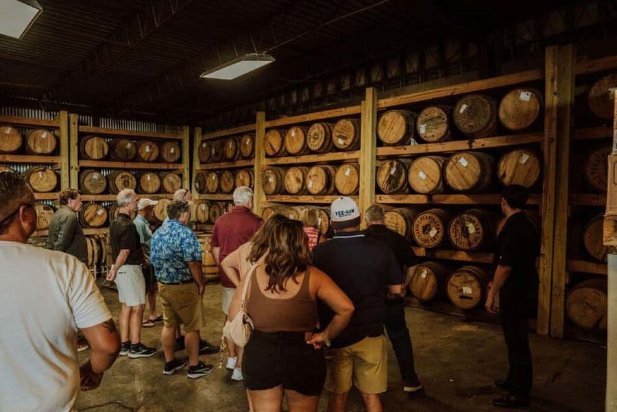 Nashville: Beer, Bourbon & BBQ Experience - Stop three: smoked meats and Southern sides