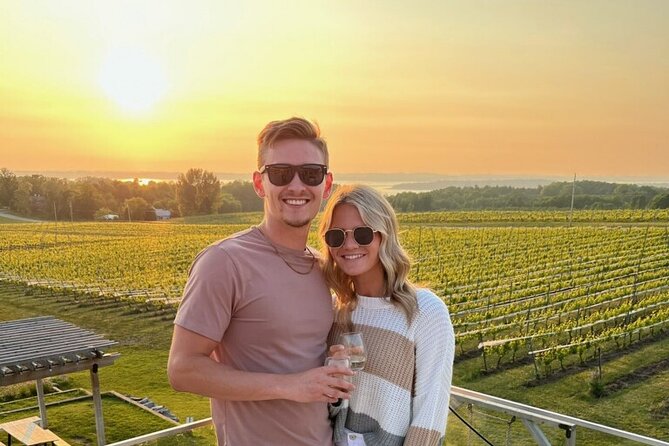 NON BUS Traverse City Old Mission Sunset Wine & Distillery Tour - Why the Old Mission sunset route works so well