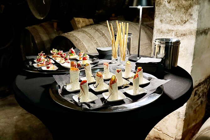 Palma Distillery Tour with 3 Spirits and Gourmet Tapas Tasting - Three brandies, three stages of aging