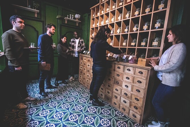 Paris Craft Distillery Make Your Own Gin Workshop - What the 70cl bottle adds to the price