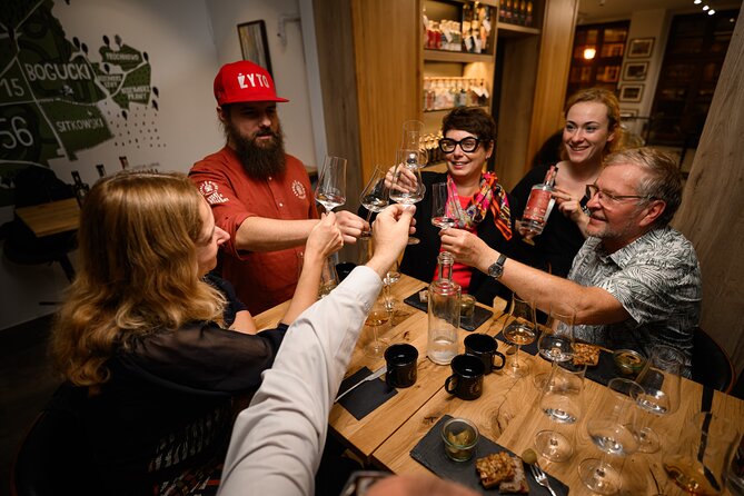 Polish Spirits tasting in Gdańsk Craft Distillery tawern - The food board makes the alcohol easier to understand