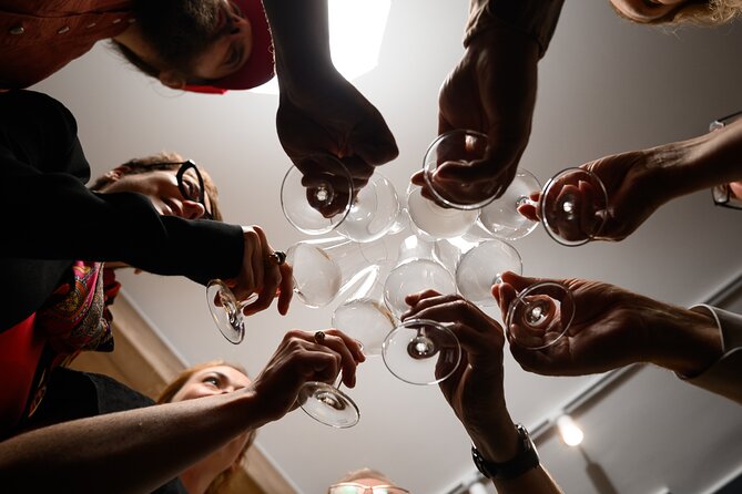 Polish Spirits tasting in Gdańsk Craft Distillery tawern - Długi Targ Square puts the tasting in context
