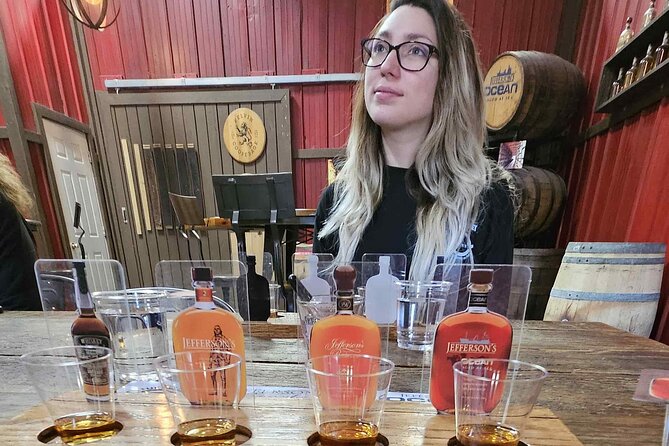 Private Bardstown Bourbon Tour (Groups of 2-11) Maker's & More - A private route through Kentucky bourbon country