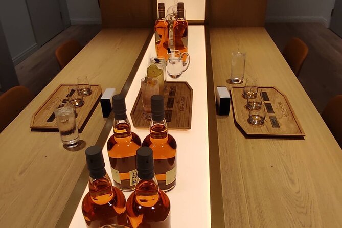 Private Edinburgh Whisky Tour - Distilleries & Tastings - What the private format changes