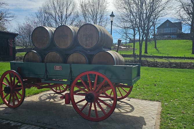 Private Frankfort Bourbon Tour: (Groups of 2-11) Woodford & More - Woodford Reserve: History, Views, and a Smaller Setting