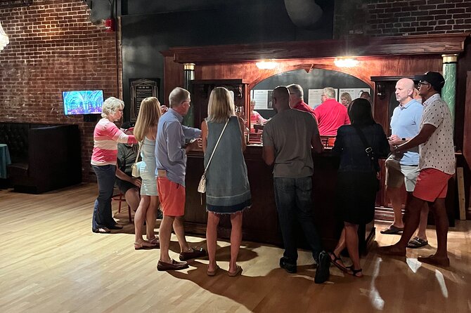 Private Kentucky Bourbon Trail for the Expert by the Expert - What your Sipping Director adds