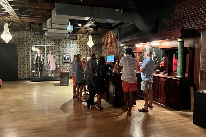 Private Kentucky Bourbon Trail for the Expert by the Expert - Tastings, tours, and behind-the-scenes access