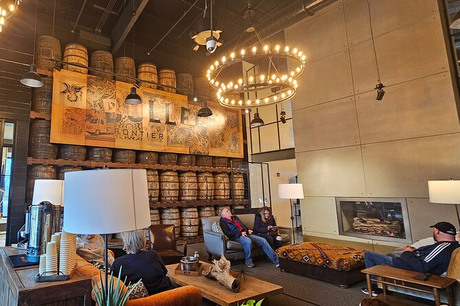 Private Louisville Bourbon Tour (Groups of 2-11) Old-Fo & More - How the three-stop schedule works
