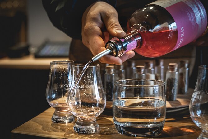 Private Tassie Distillery Tour - Tastings, Lunch and Morning Tea - Three Tasmanian distilleries in six hours