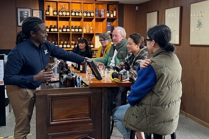 Private Tassie Distillery Tour - Tastings, Lunch and Morning Tea - Killara Distillery and Kristy Lark’s local connection