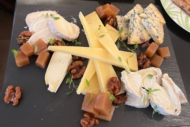 Private Whisky Tasting, Scottish Food & Wine Pairing Tour - Stop two and the Italian wine pairings