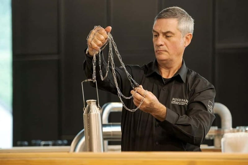 Rosebank Distillery Guided Tour and Whisky Tasting - What the guides add