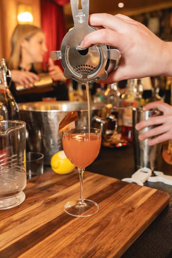 San Francisco: Local Distillery Cocktail Class - Small details that improve the experience