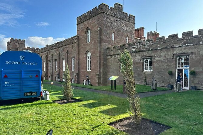 Scone Palace, Nature, Pitlochry, Whisky Experience from Edinburgh - A full day from Edinburgh into Perthshire