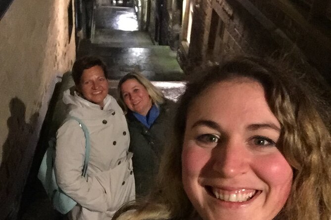 Scotch Tour Edinburgh with a Local Expert: Private & 100% Personalized - Old Town streets and Edinburgh’s whisky past
