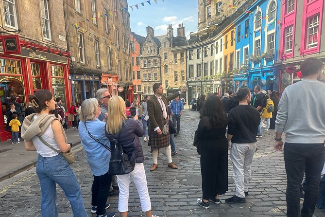 ScotchandScran OldTown Tour, Whisky Tasting, Scottish Charcuterie - Starting below Edinburgh Castle