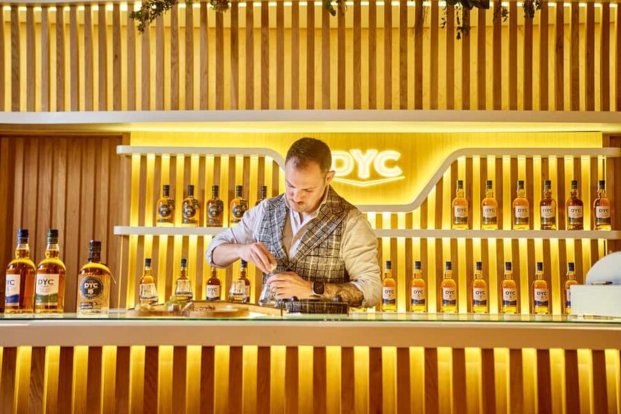 Segovia: Guided tour of the DYC Distillery with whiskey tasting - Key points to know before you book