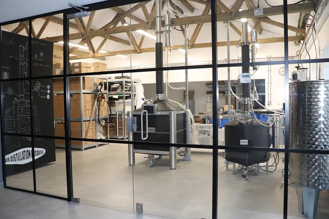 Shakespeare Distillery Tour - 11am Ticket - How the gin-making explanation works