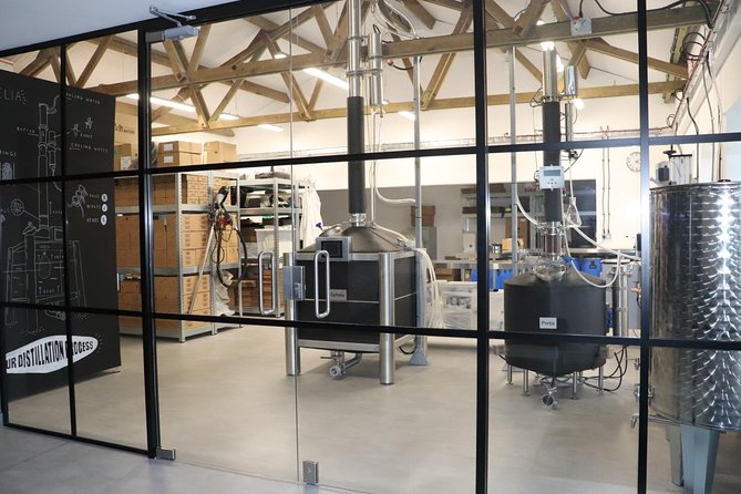 Shakespeare Distillery Tour - 1pm Ticket - A family-run visit with room for questions