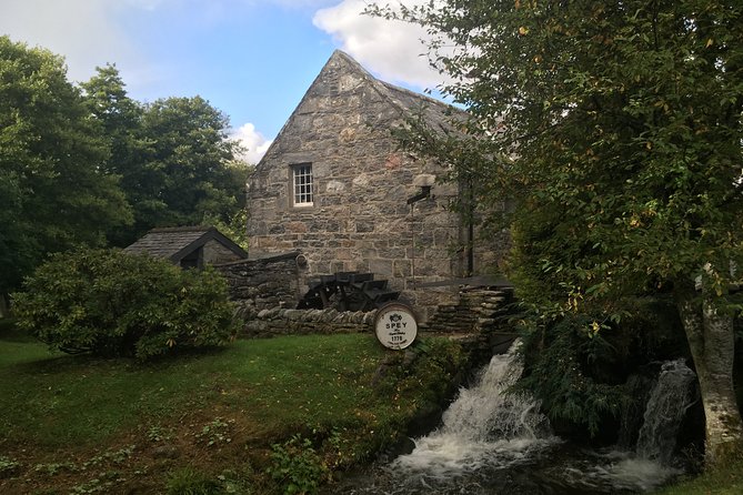 Speyside Whisky Experience - What the guide and vehicle add