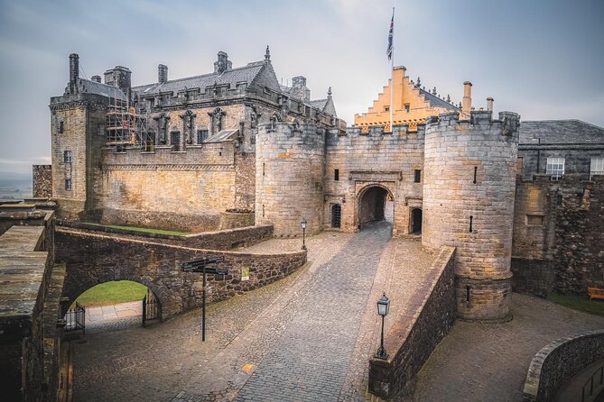 Stirling Castle Whisky and The Kelpies Tour - Key points to know before booking