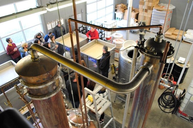 Tennessee Whiskey Experience: Bus Tour with 11+ Whiskey Tastings - Three small distilleries instead of one famous name