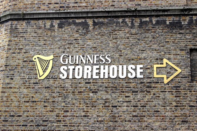 The Dublin Incident: Alien, Whiskey & Clues Exploration Game - St. Patrick’s Cathedral and the value of looking closely