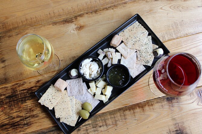 The Works Tasting Session (Wine, Whiskey or Cider) - Starting with a sparkling toast