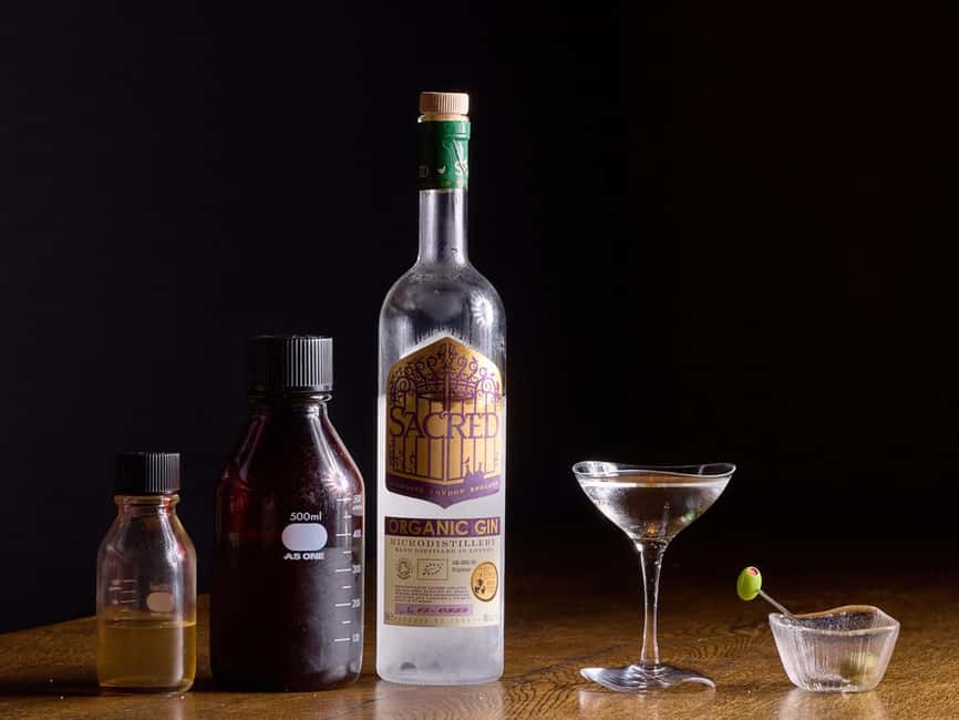 Tokyo: Tasting Japanese Whiskies Experience - What is included with the whisky flight