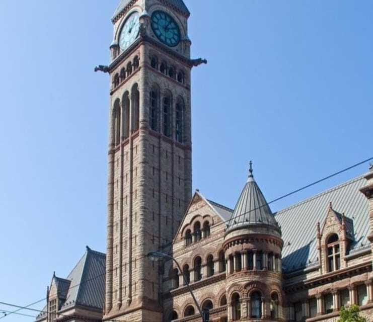 Toronto: Distillery & Old Town Private Walking Tour - What the private format is really worth