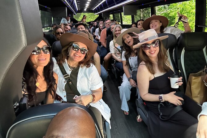 Uncle Nearest Distillery Bus Tour with Tastings from Nashville - The guided whiskey tasting