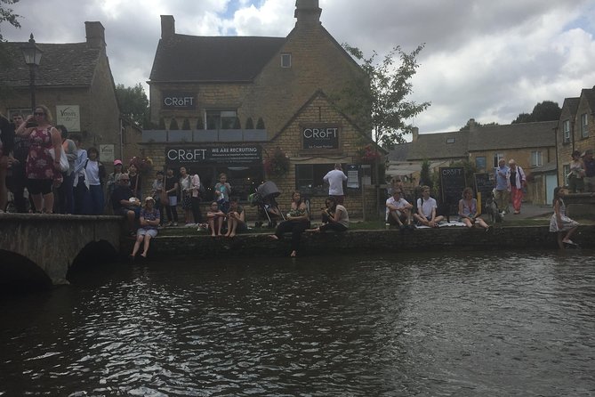 Whisky and Gin Private Tour in the Cotswolds with Driver Guide - Booking, cancellations, and practical details