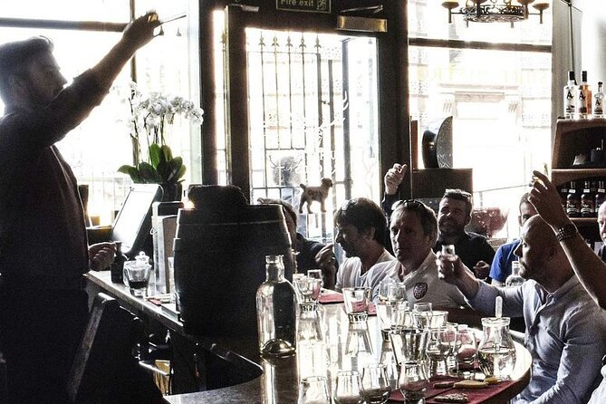 Whisky Tasting at Edinburgh's Award Winning Whiski Rooms - What you learn about serving and tasting