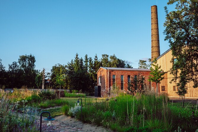 Wittenburg: Elephant Gin's Distillery Tour near Hamburg - Key points to know before booking